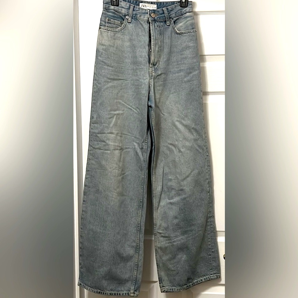 Zara High Waist Wide Leg Button Fly Jeans Influencer Favorite!